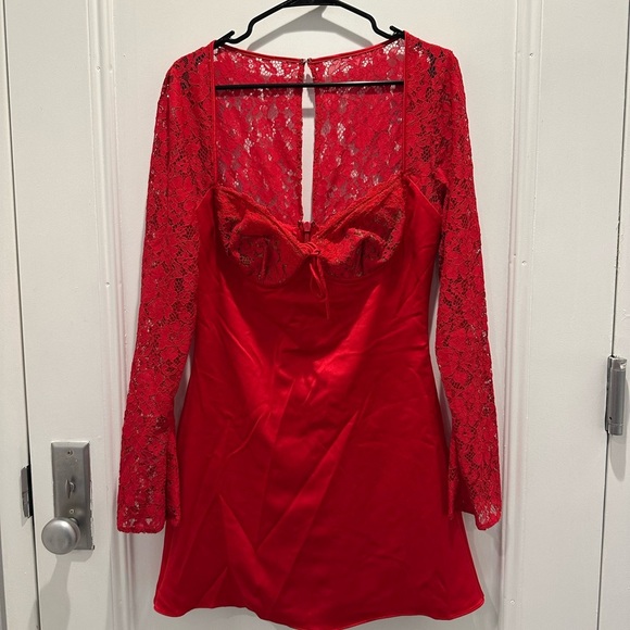 House of CB Jennica Red Rose Satin And Lace Mini Dress L+ Plus Cup - Picture 9 of 12